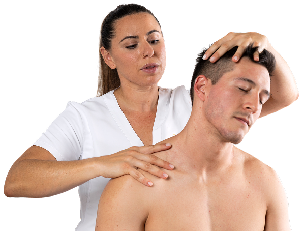 hombre-recibiendo-masajes-durante-la-sesion-de-fisioterapia 1